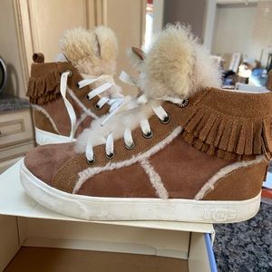 Ugg sneakers size 6